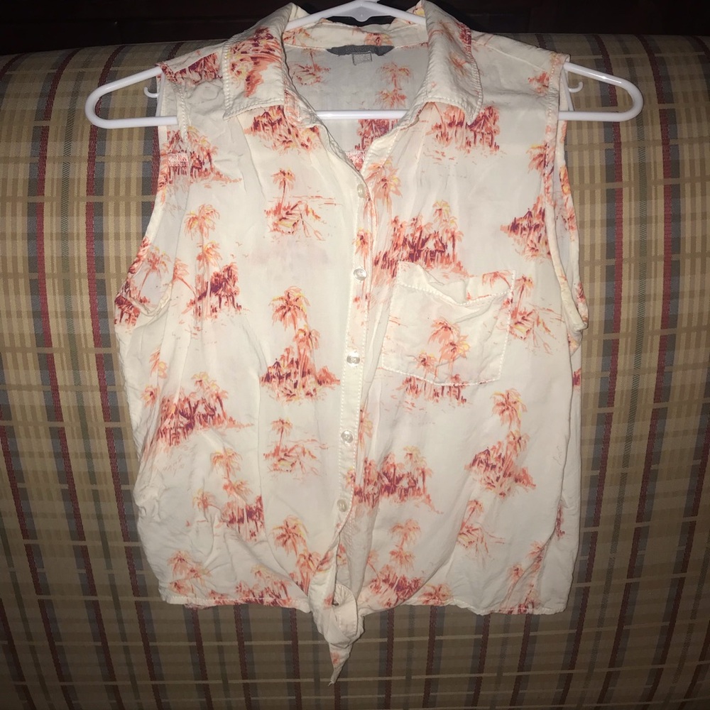 Rubbish button down top